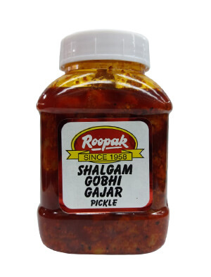 Shalgam Gobhi Gajar Pickle
